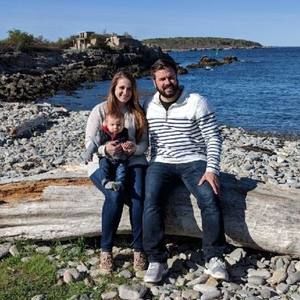 Meet your Posher, Emma